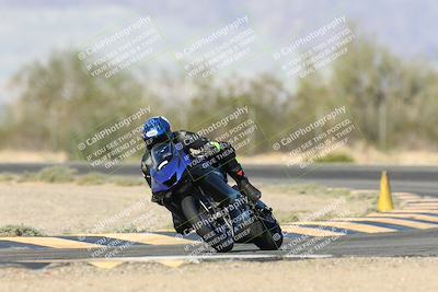 media/Nov-16-2025-Race Pace (Sun) [[8c5fa54630]]/Verified Riders/2-Turn 7 (945am)/